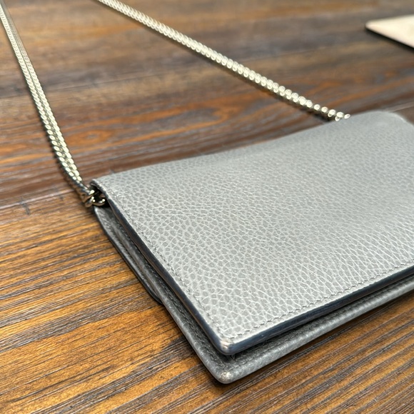 Authentic GUCCI Grey Wallet on a Chain Crossbody - Picture 9 of 16